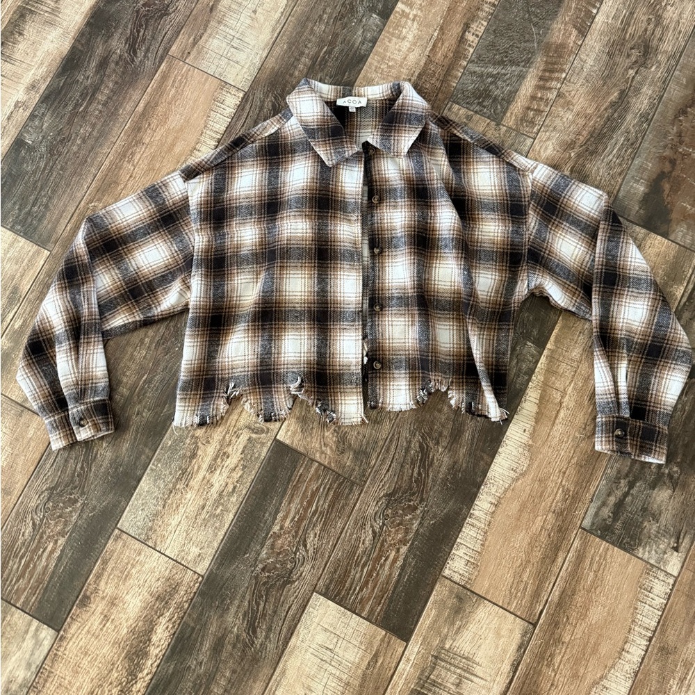 ACOA CROPPED FRAYED SHACKET SIZE XS
